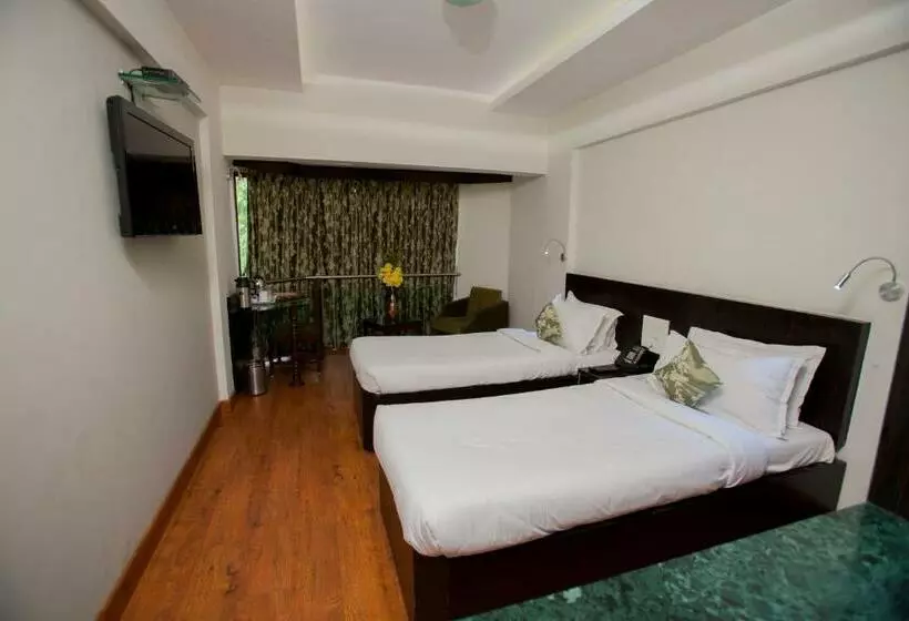 اتاق اجرایی, The Oasis  Vadodara