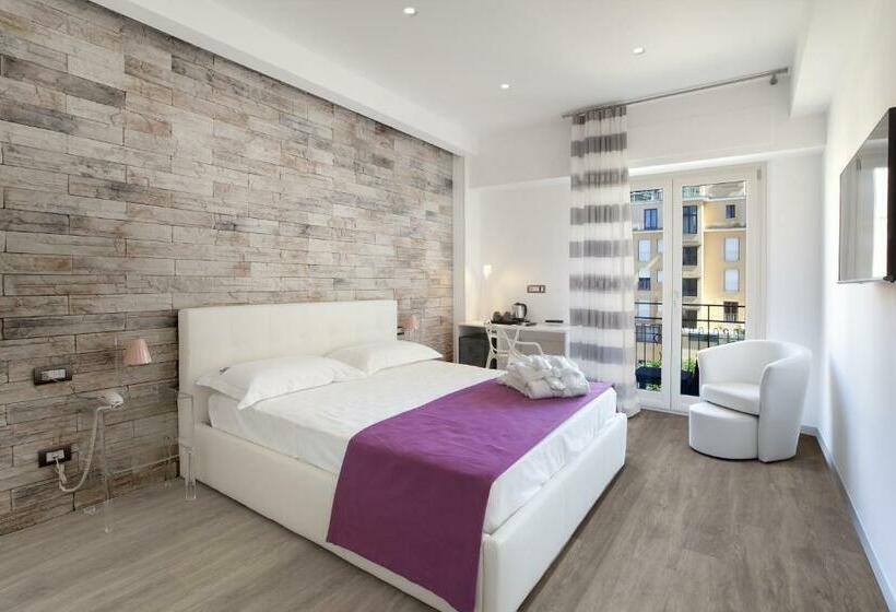 اتاق لوکس با بالکن, Vhome