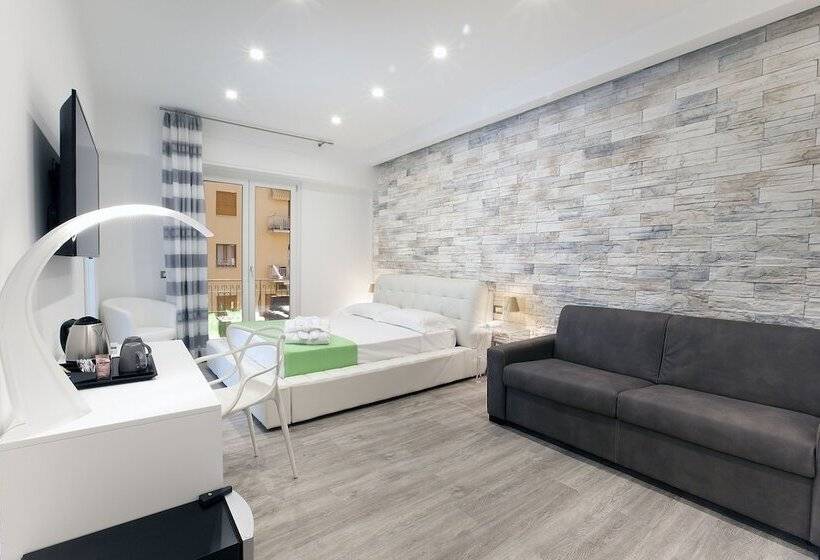 اتاق لوکس سه تخته, Vhome