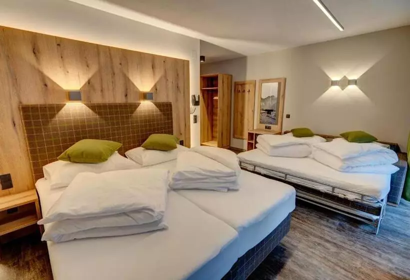 اتاق سوپریور چهار تخته, Der Siegeler B&b   This Lifestylehotel Rocks