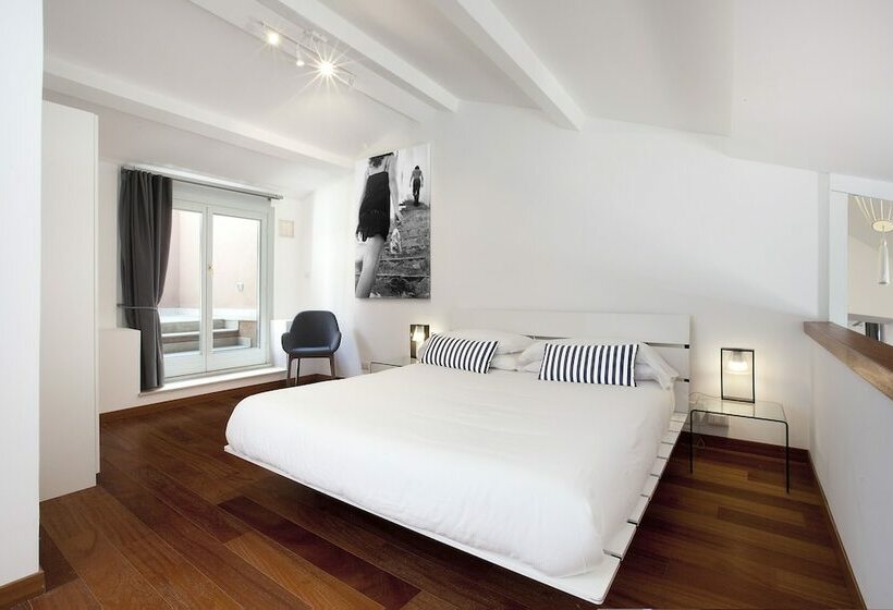 Suite with Terrace, Oriana Homèl Roma