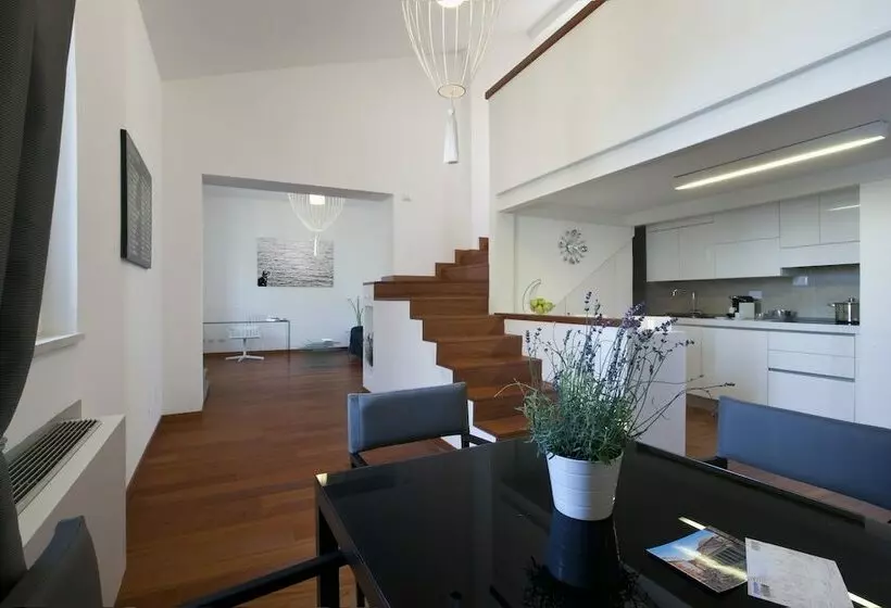 Suite with Terrace, Oriana Homèl Roma
