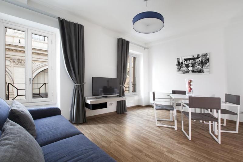 سوئیت راحتی, Oriana Homèl Roma