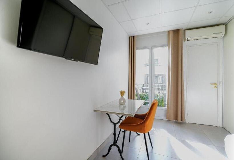 חדר סטודיו סטנדרד, Residence Courcelle