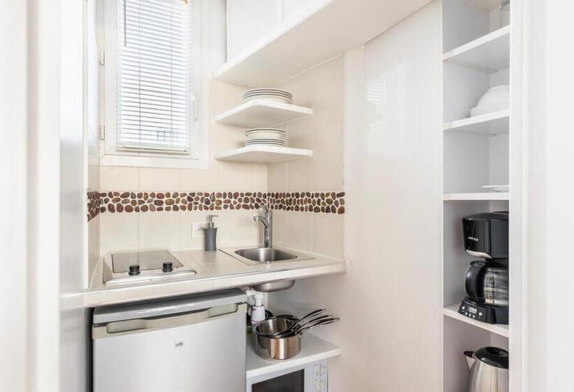 סטודיו סטנדרט עם נוף, Residence Courcelle