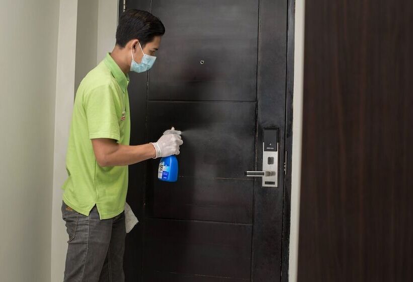 Полулюкс, Rofa Kuta Hotel Chse Certified