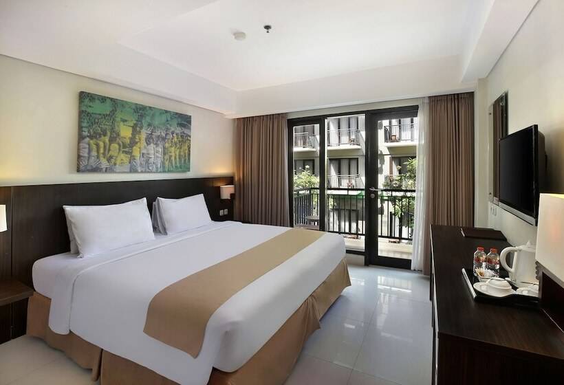 Номер Deluxe Вид на Бассейн, Rofa Kuta Hotel Chse Certified