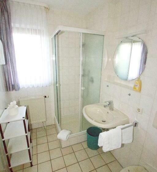 Номер Стандарт, Garni Vierjahreszeiten