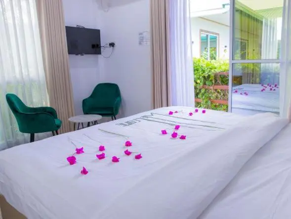 اتاق لوکس با بالکن, Nihaali Maldives