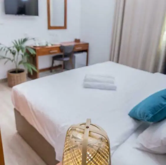 اتاق لوکس با بالکن, Nihaali Maldives