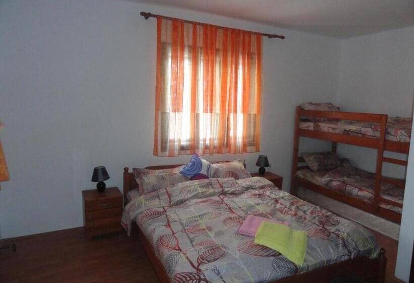 Economy Quadruple Room, Stara Planina Vila Vesela Kuca