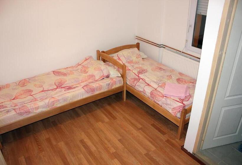 اتاق استاندارد, Stara Planina Vila Vesela Kuca