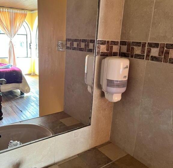 デラックスルーム, Calicanto Real Cafe Museo