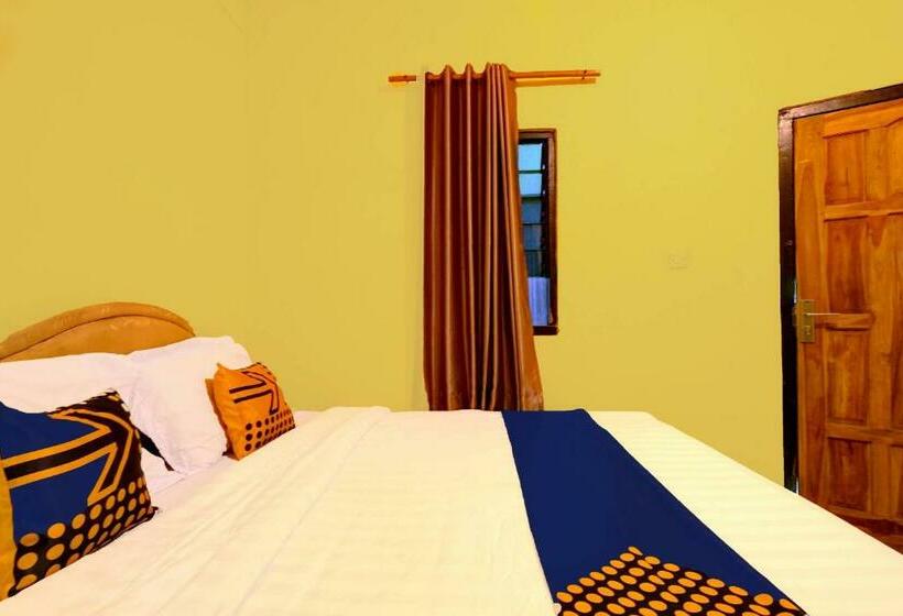 Номер Стандарт, Spot On 91540 Ukuh Guesthouse