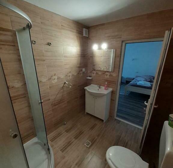 Четырехместный Номер Стандарт, Cabana Colț De Rai