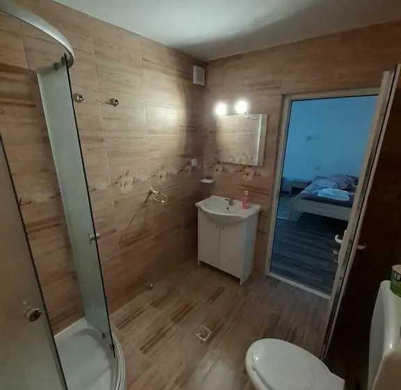 スタンダード４人部屋, Cabana Colț De Rai