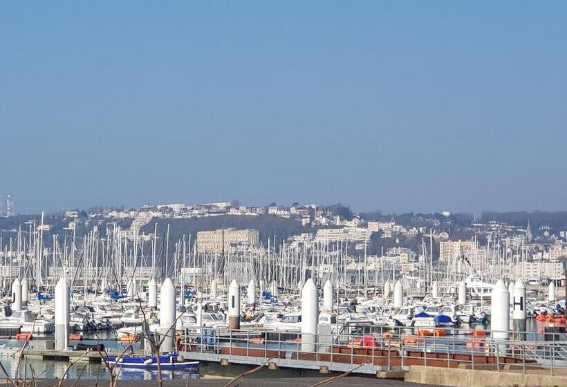 اتاق استاندارد, Chambre Des Plages Normandes