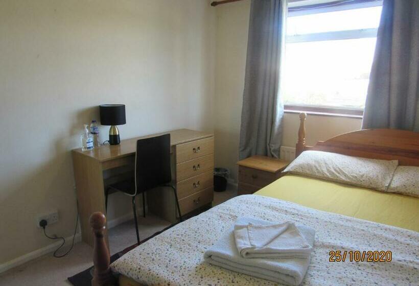 חדר סופריור, Serene Inn Near Bletchley Park