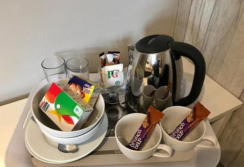 스탠다드 트리플 룸, Ei8ht Brighton Guest Accommodation