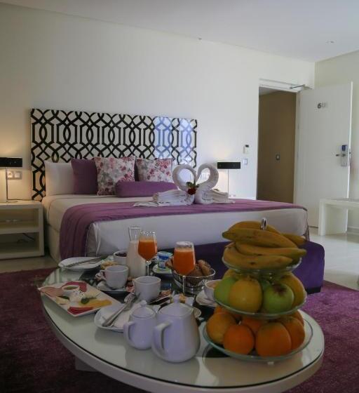 سوییت جونیور, Al Mandari Hôtel Tétouan