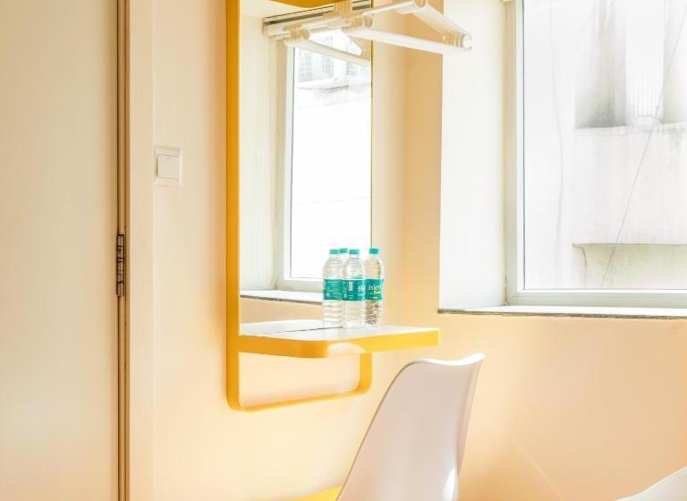 غرفة قياسية, Bloomrooms @ New Delhi Railway Station