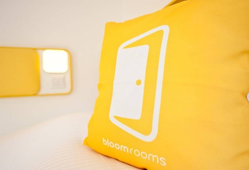 اتاق استاندارد یک نفره, Bloomrooms @ New Delhi Railway Station