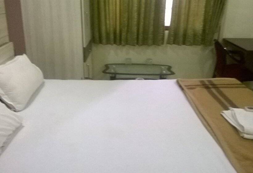 标准间, Darbar International