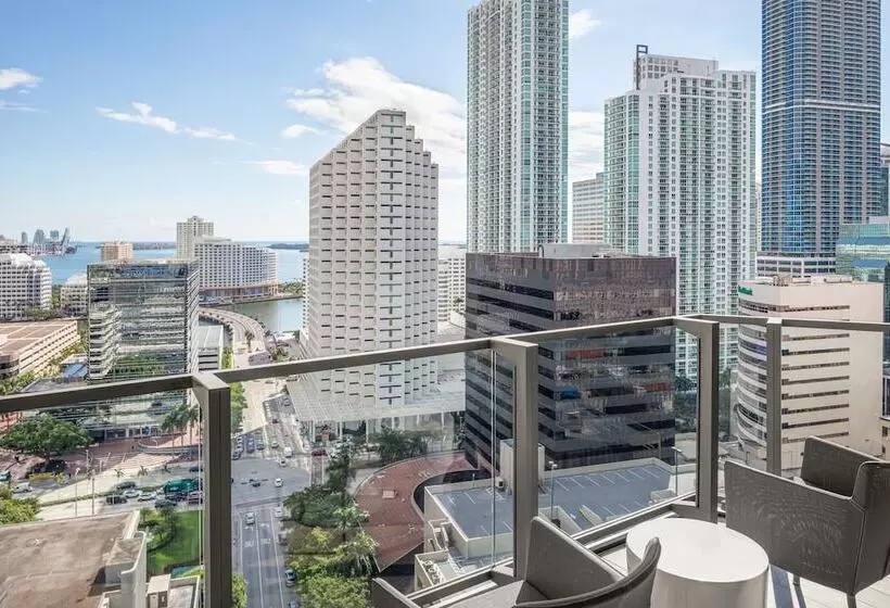 ３ベッドルームスイート, East Miami