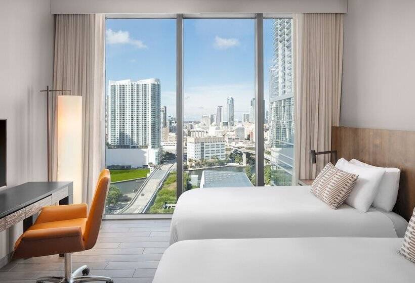 סוויטת 2 חדרי שינה, East Miami