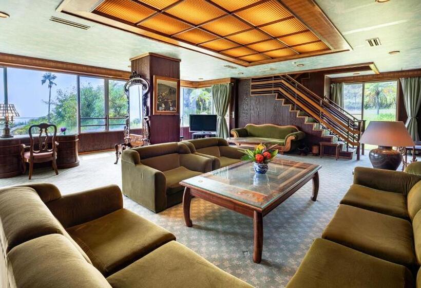 غرفة دوبلكس, Ibusuki Phoenix