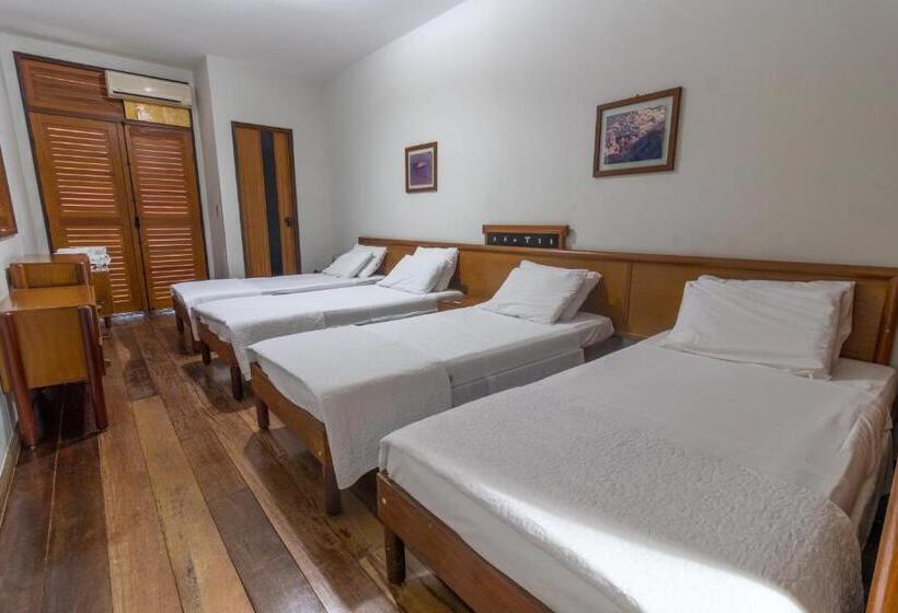 エコノミー4人部屋, Praia Sol