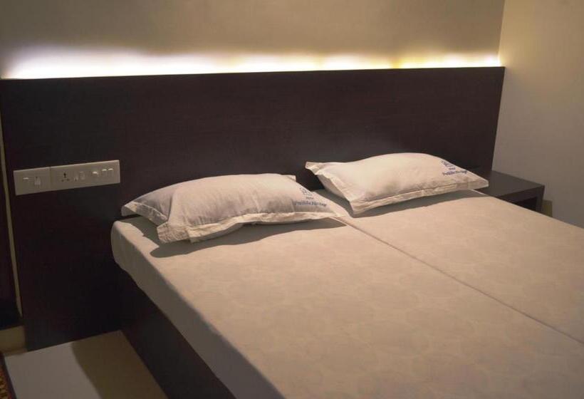 디럭스 룸, Prathiba Heritage