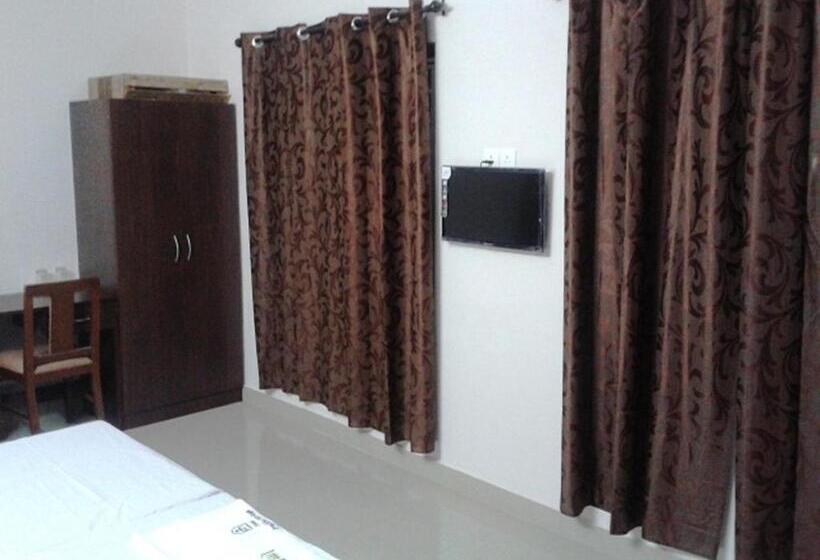 디럭스 룸, Prathiba Heritage