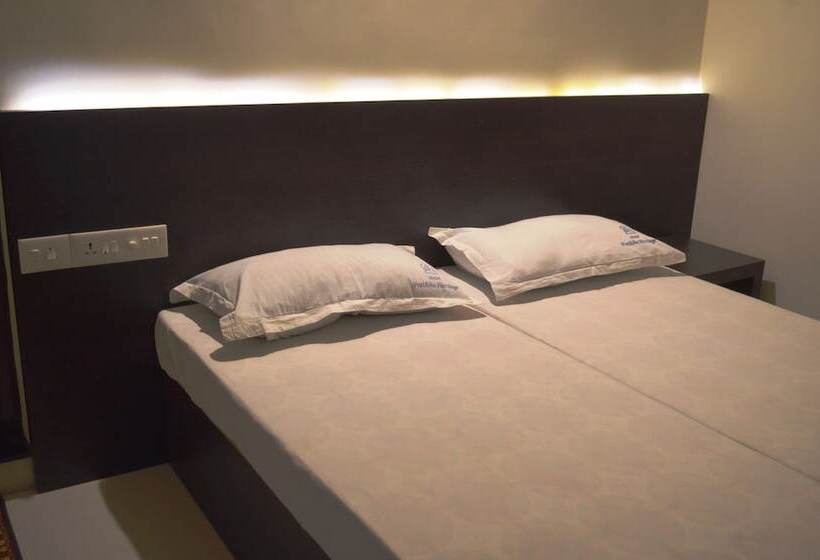 디럭스 룸, Prathiba Heritage