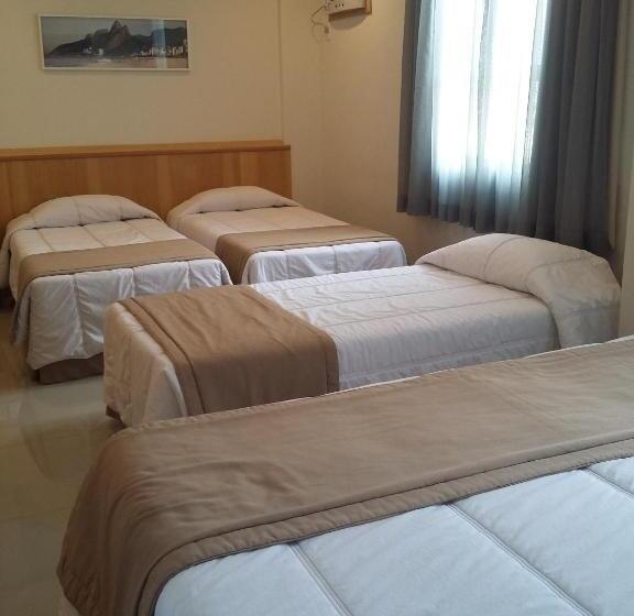 Quarto Familiar, Saionara