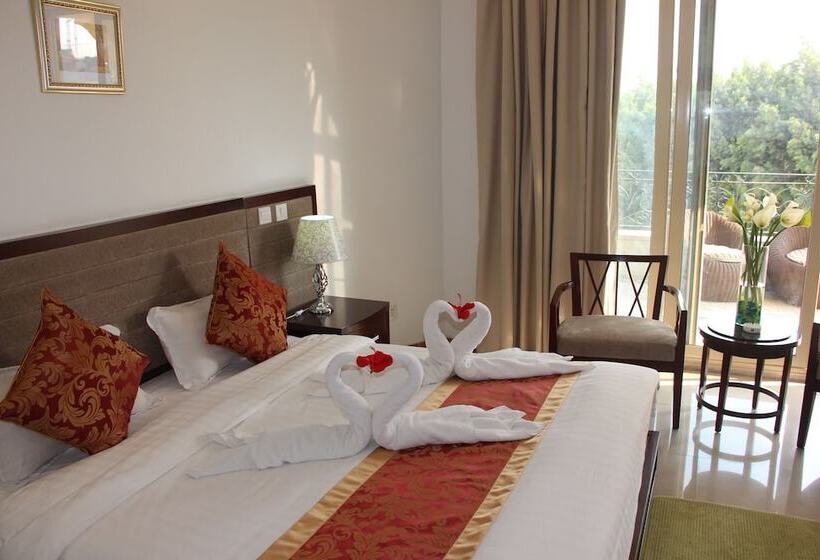Quarto superior, Soluxe Cairo
