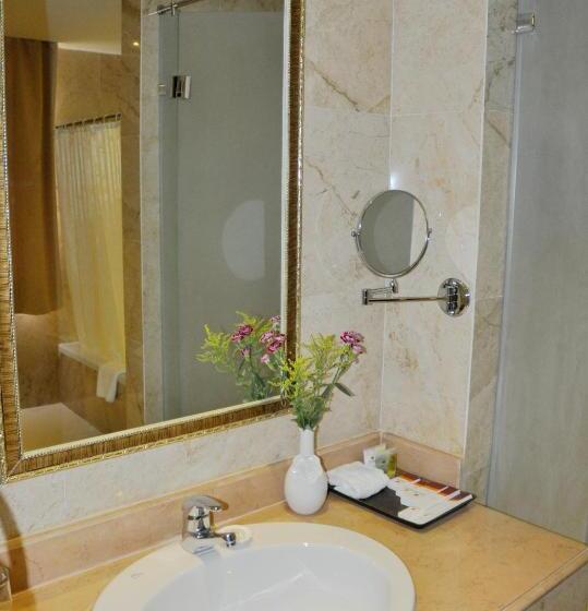 Quarto superior, Soluxe Cairo
