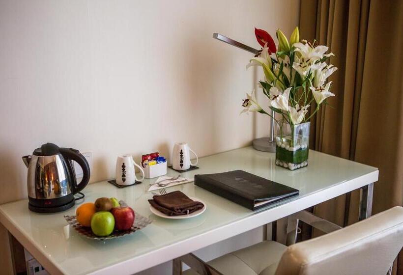 キングサイズベッドのデラックスルーム, The Deltin