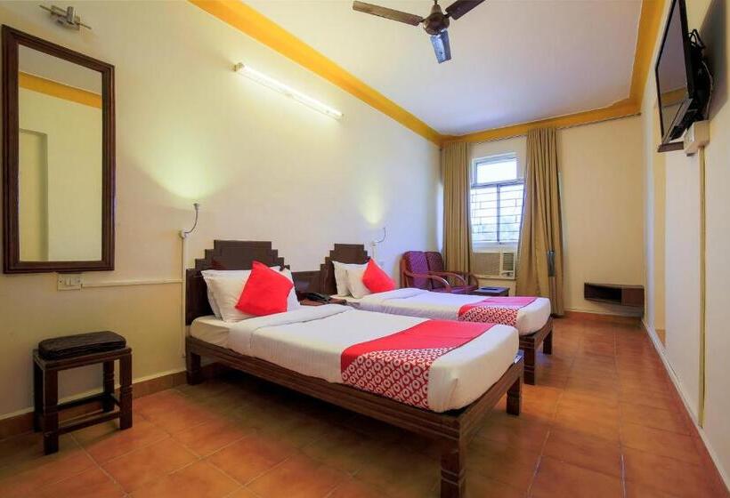 חדר קלאסי לשלושה, The Sincro