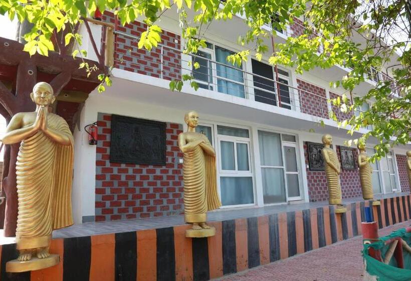 Deluxe room with river view, Sambodhi Retreat