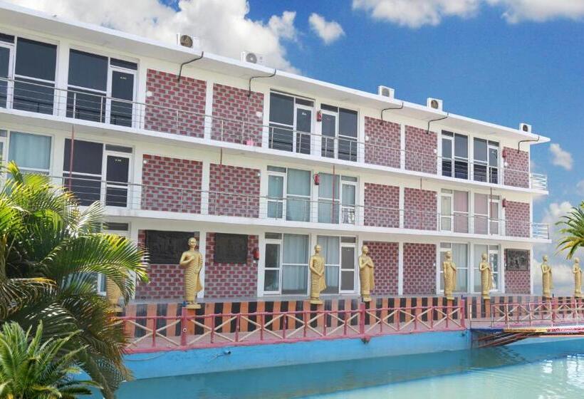 Deluxe room with river view, Sambodhi Retreat