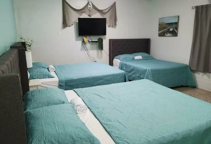 اتاق استاندارد سه تخته با بالکن, Posada La Hamaca