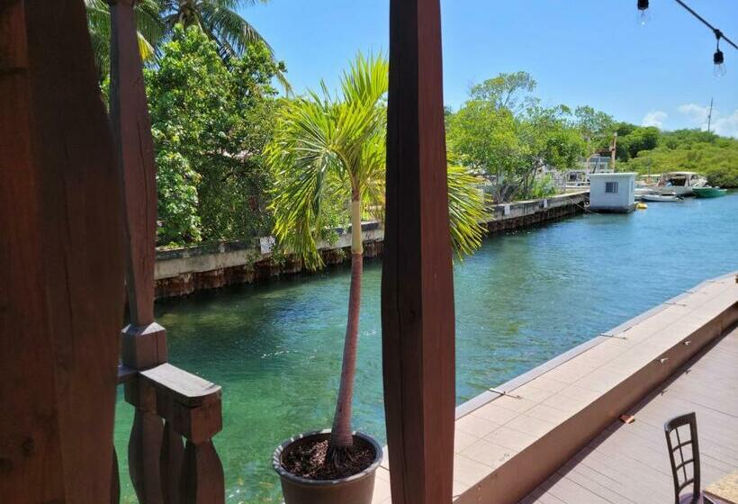 اتاق استاندارد سه تخته با بالکن, Posada La Hamaca