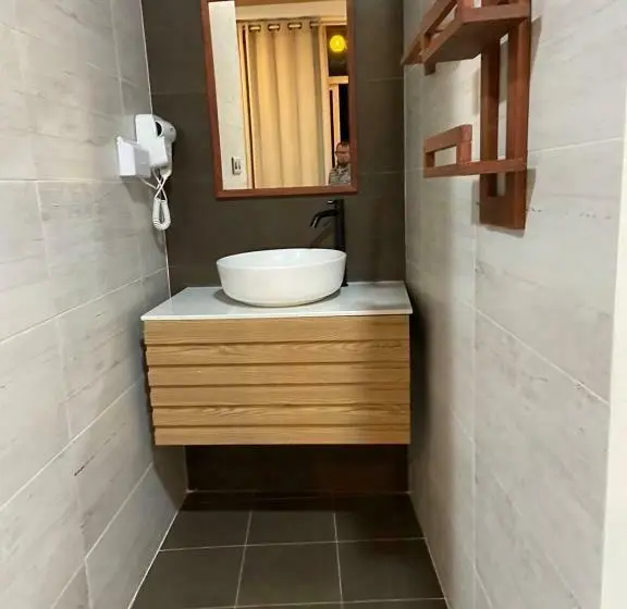 اتاق لوکس با چشم‌انداز دریا, Finolhu Beach Guest House