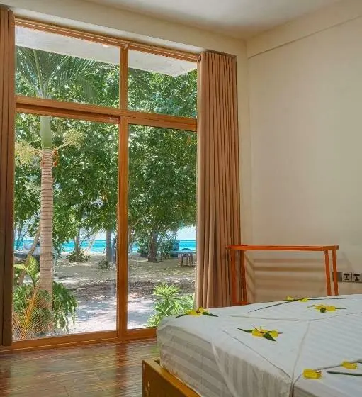 اتاق لوکس با چشم‌انداز دریا, Finolhu Beach Guest House