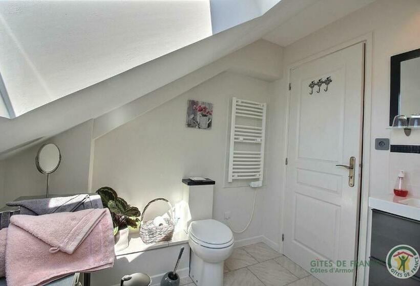 غرفة ديلوكس, L Araukaria