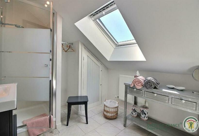 غرفة ديلوكس, L Araukaria