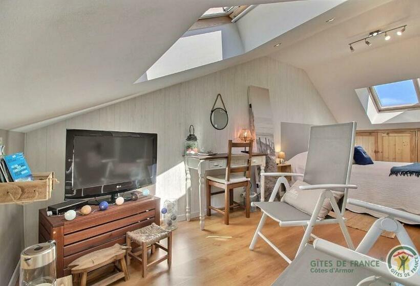 غرفة ديلوكس, L Araukaria