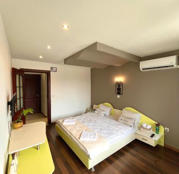 Standard Room, Sea And Mountain