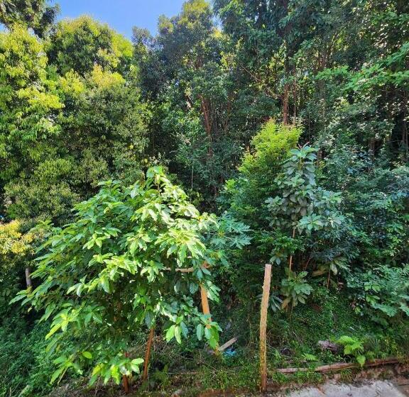 חדר סטנדרט לשלושה עם חדר אמבטיה משוף, Sweet View Guesthouse